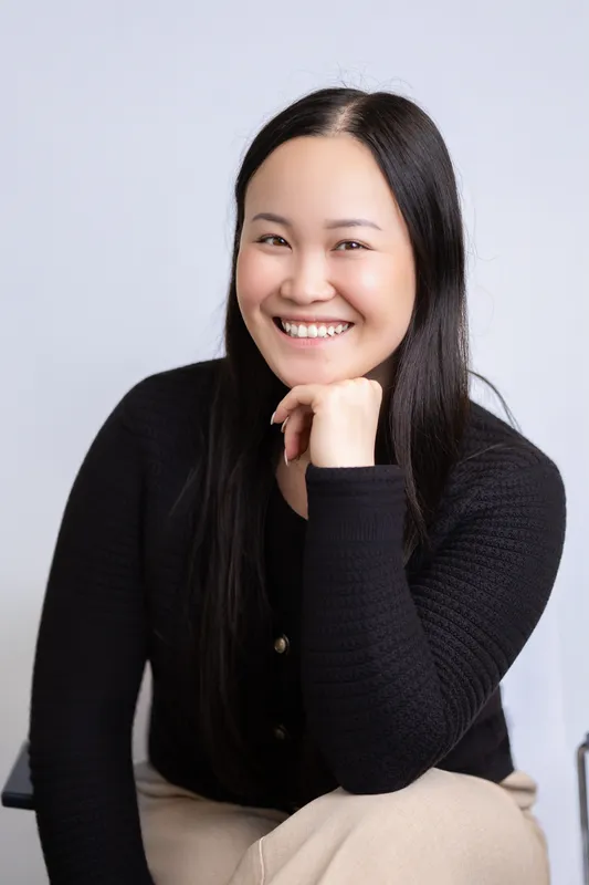 Executive portrait photographer Toronto — personal branding by Fotogracia